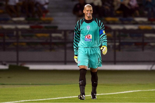 Miguel Calero durante un partido con Pachuca