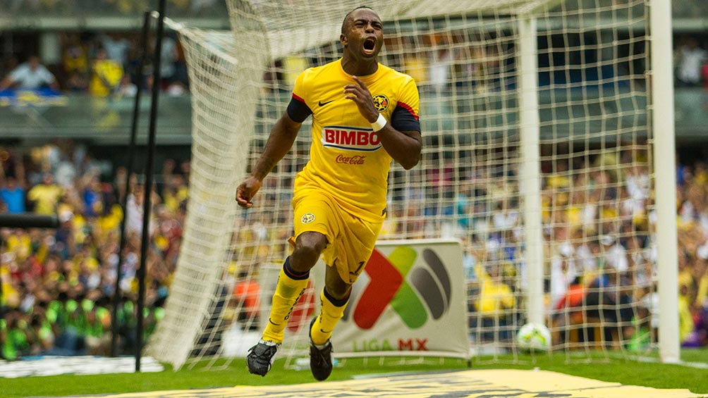 Chucho Benítez fue tres veces Campeón de goleo en México