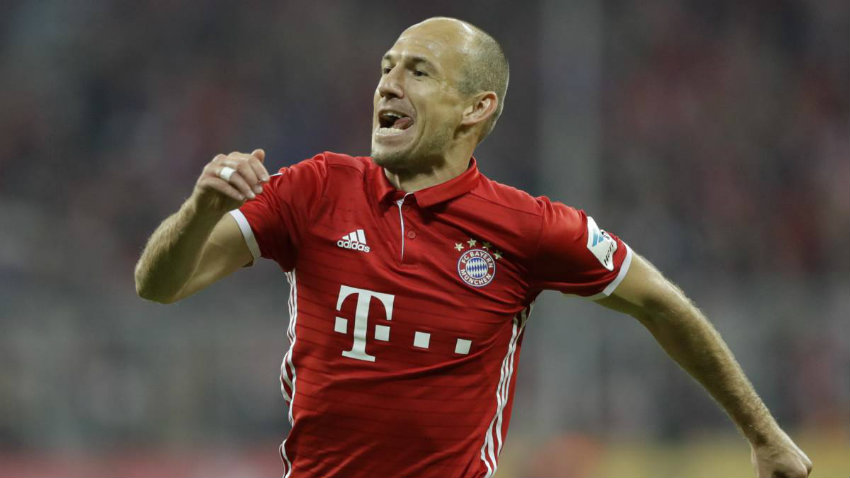 Robben festeja anotación con el Bayern Munich 