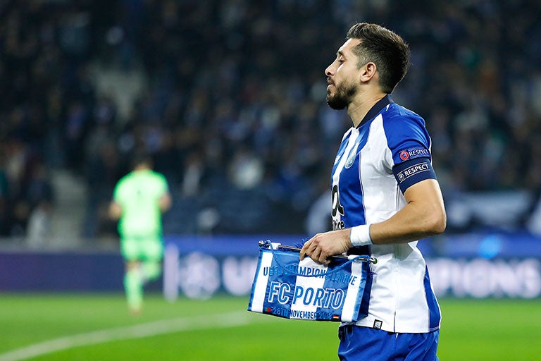 Herrera previo a un partido con el Porto