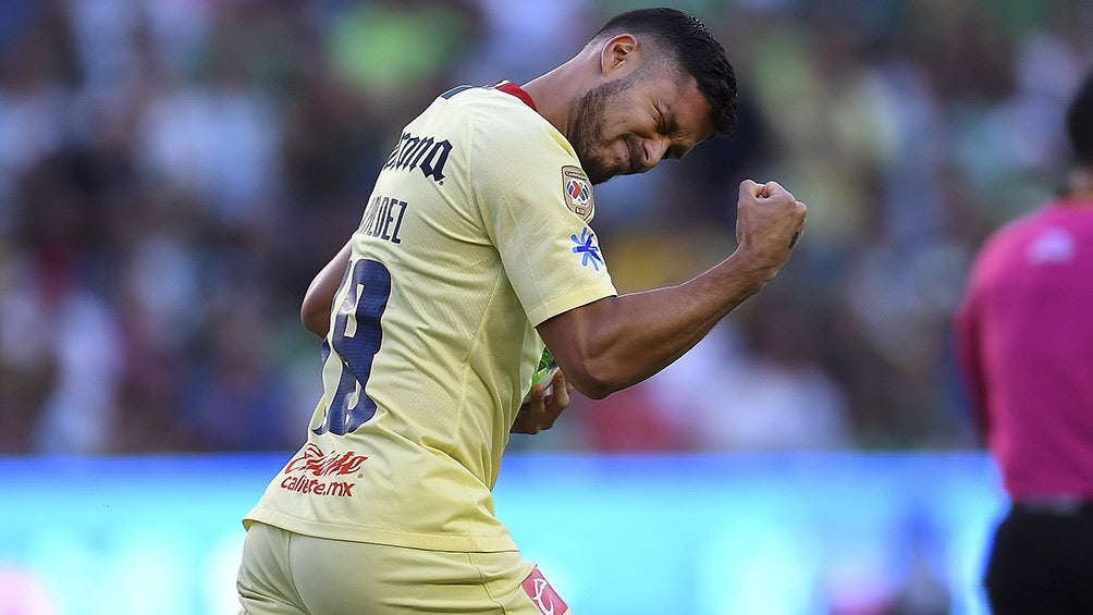 Bruno celebra el gol con el que América venció a León en la Vuelta de las Semis