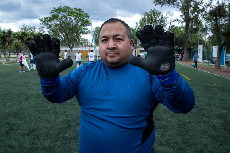 Chuy Corona, guardameta del Club Unión en la Liga Tiki Taka