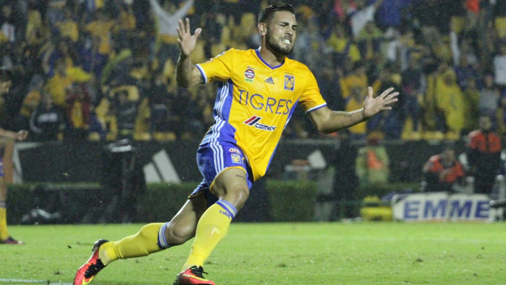 Delort festeja anotación con Tigres 