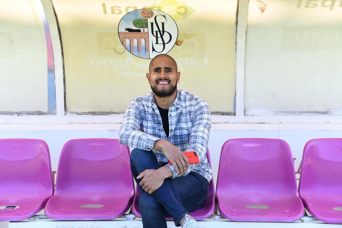 David Izazola en el estadio de Salamanca CF 