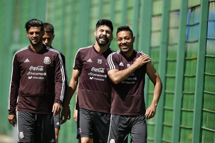 Oribe, Carlos, Vela y Marco Fabián en un entrenamiento con el Tri en 2018