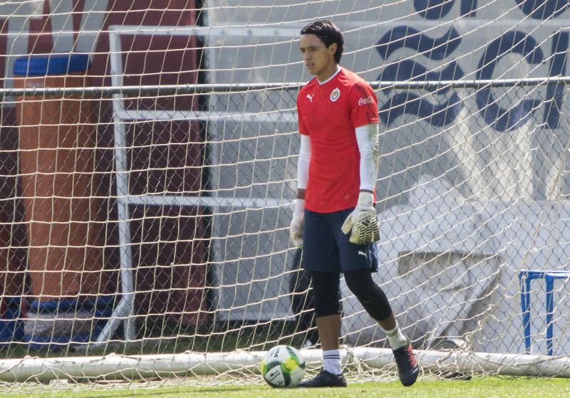 Rodríguez en un entrenamiento con Chivas