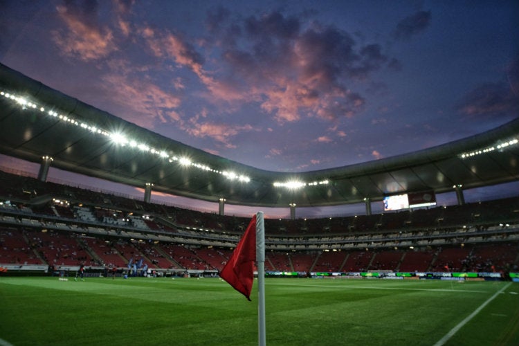 Estadio Akron recibe a los aficionados de Chivas