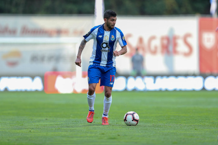 Jesús Corona, durante un partido del Porto