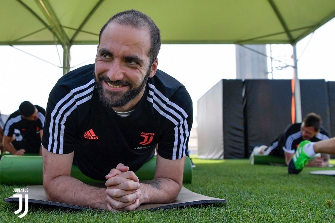 Higuaín, en una práctica con la Juventus