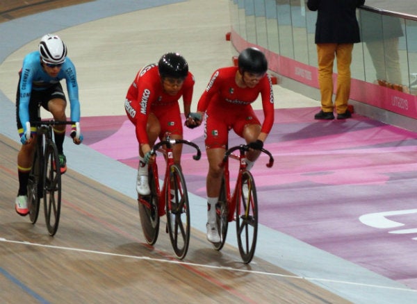 Salazar y Bonilla durante la competencia de Masidon Femenino