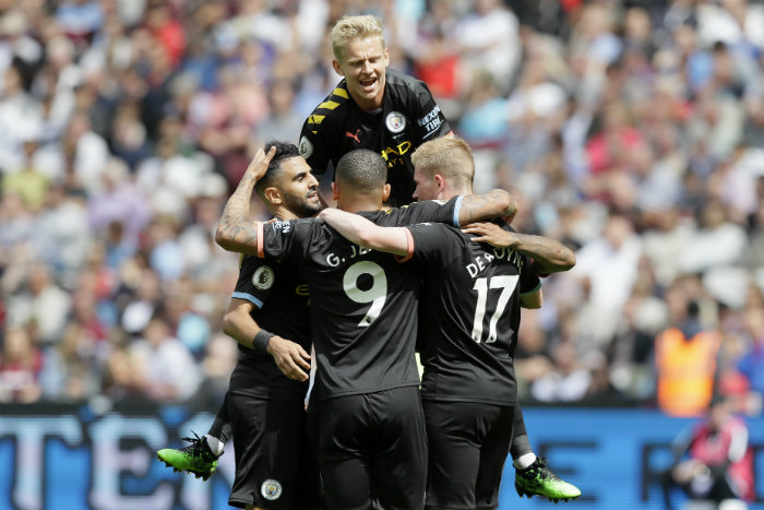 Manchester City celebra gol contra West Ham
