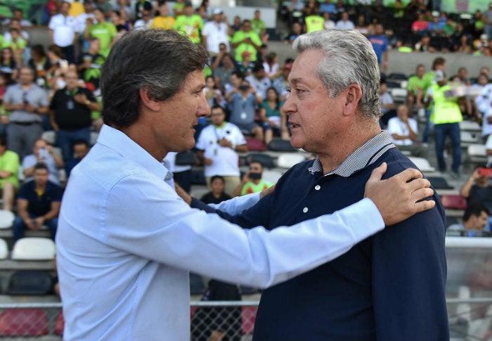 Caballero y Vucetich, durante el Juárez vs Gallos