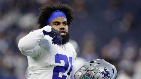 Ezekiel Elliott durante un juego de los Cowboys