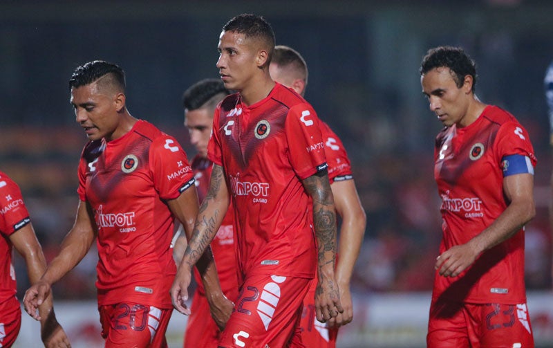 Jugadores de Veracruz tras la derrota en la Jornada 6