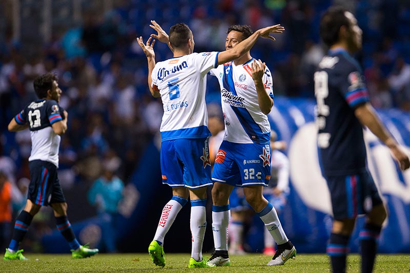 Puebla celebra su triunfo contra Cruz Azul