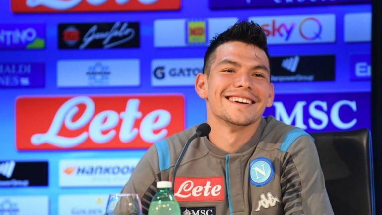 Chucky Lozano en conferencia con Napoli