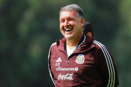 Gerardo Martino durante un entrenamiento del Tri