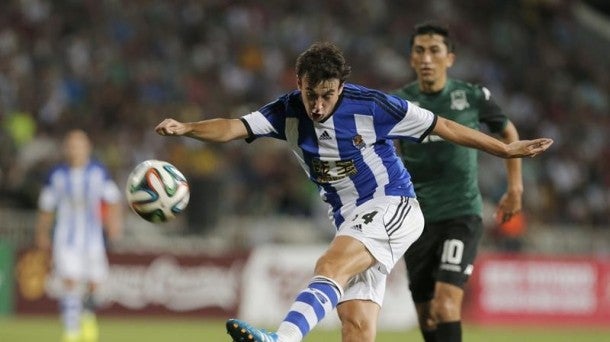 Rubén Pardo en acción con la Real Sociedad