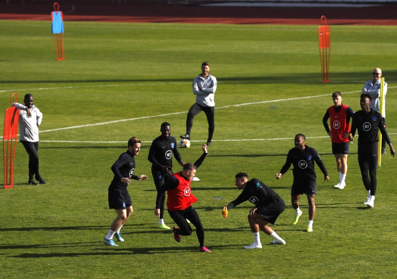 Seleccionados de Inglaterra en un entrenamiento