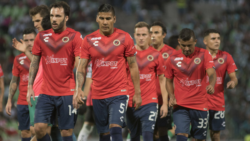 Jugadores de Veracruz tras una derrota en el Apertura 2019