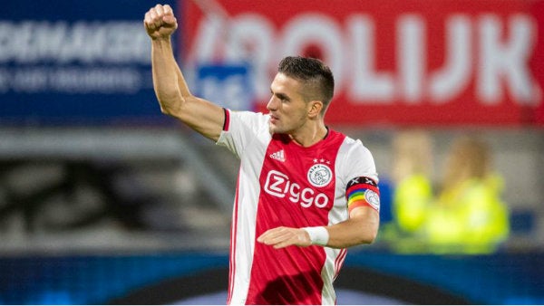 Tadic celebrando su anotación ante RCK Waalwijk