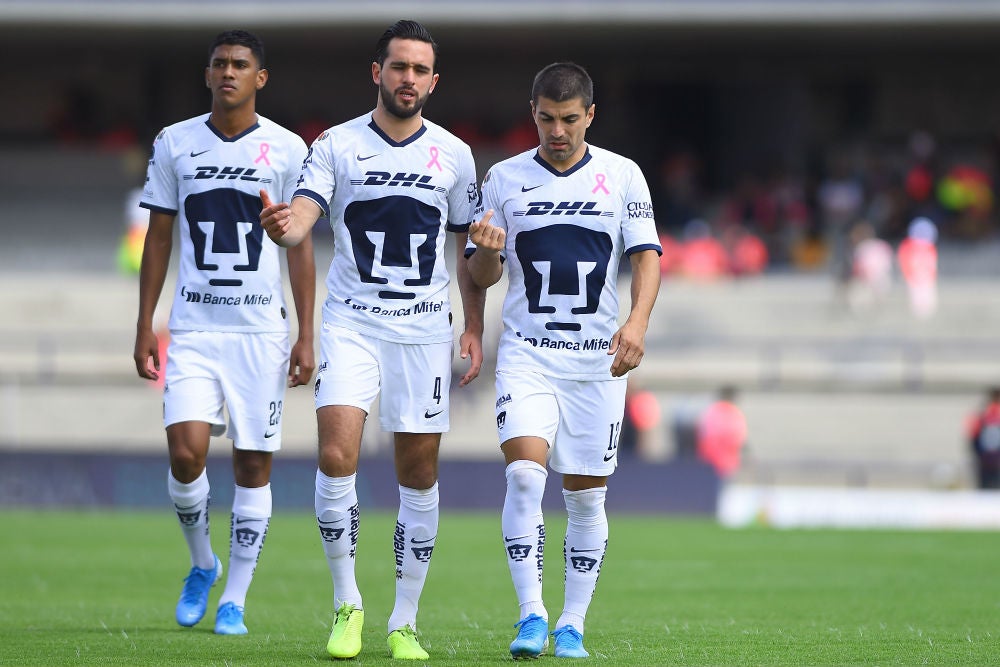 Jugadores de Pumas abandonan elcampo