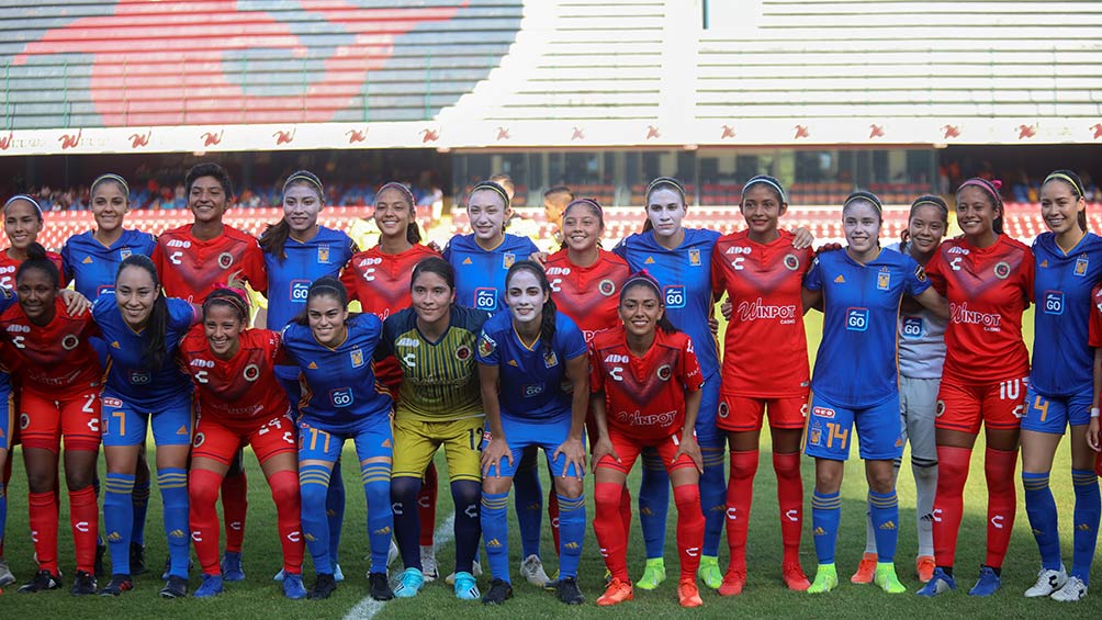 Las jugadoras de Veracruz y Tigres, unidas en el Pirata Fuente