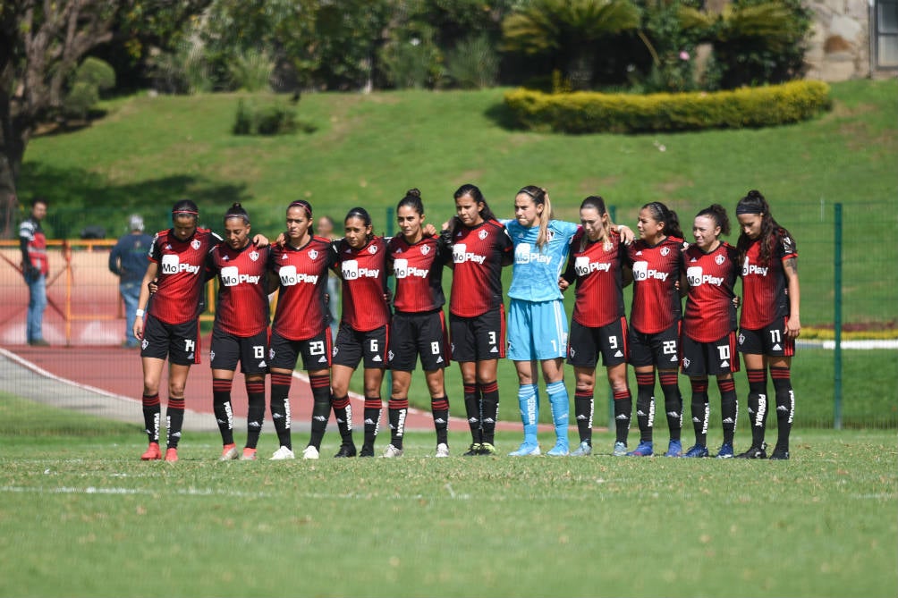 Las jugadoras del Atlas recuerdan a la examericanista