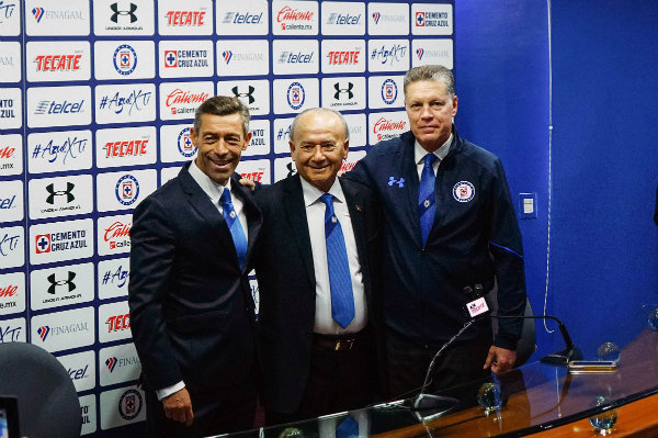 Pedro Caixinha, Billy Álvarez y Ricardo Peláez como dirigentes de Cruz Azul