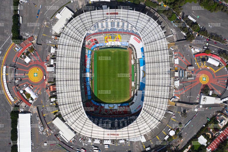 Vista aérea del Estadio Azteca previo al juego de la NFL