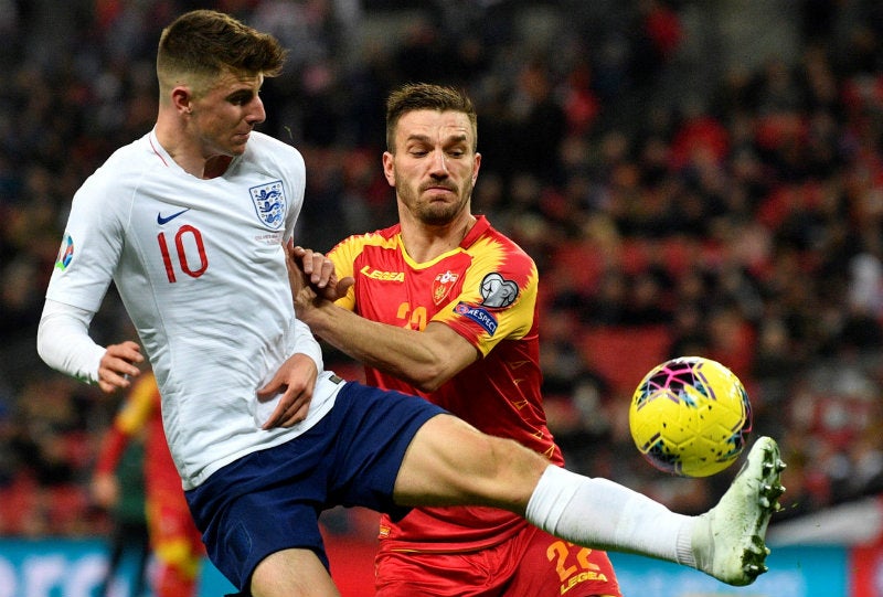 Inglaterra vs Montenegro en clasificación a la Eurocopa