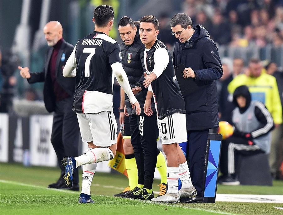 Cristiano Ronaldo es sustituido por Paulo Dybala