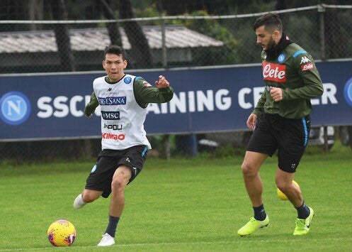 El mexicano, en el entrenamiento previo al duelo ante el Milan