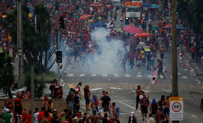 Pelea durante desfile del Flamengo