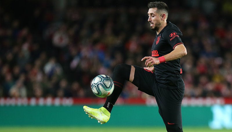 Héctor Herrera jugando contra Villarreal