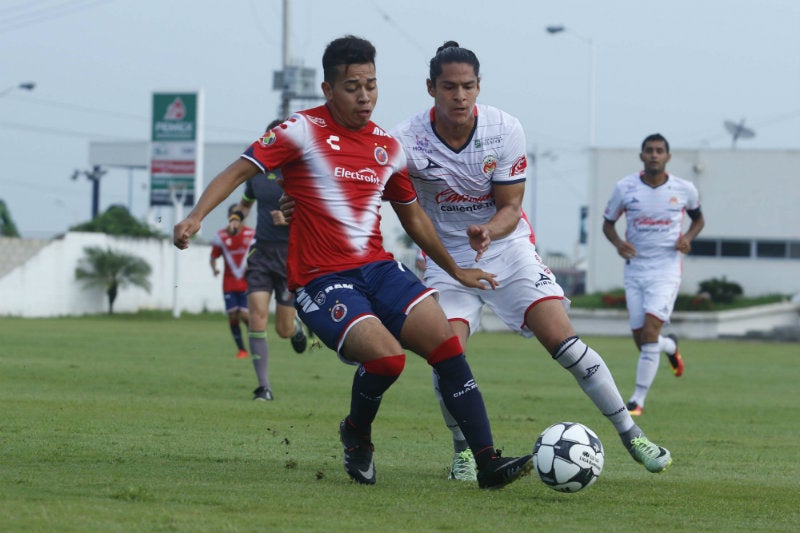 Sebastián Saucedo jugando con Veracruz