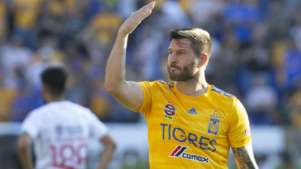 Gignac celebra una anotación con los Felinos