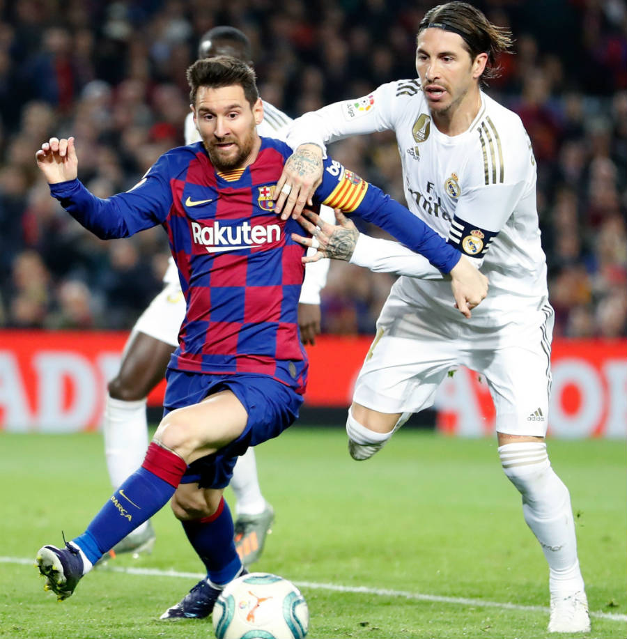 Lionel Messi en el Clásico ante Sergio Ramos
