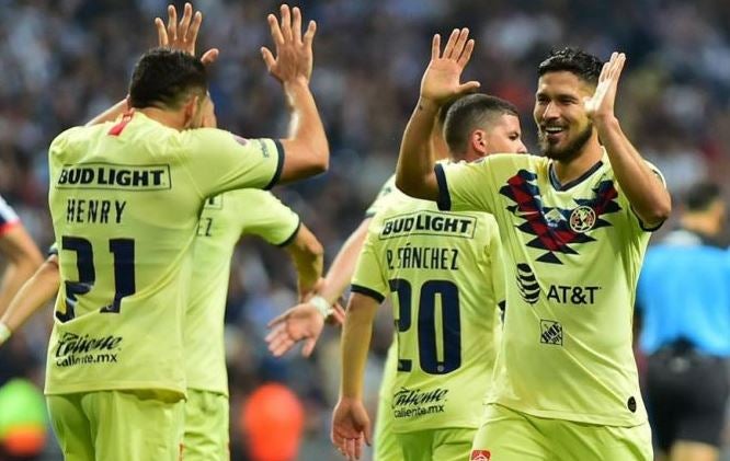 América festeja una anotación contra Monterrey