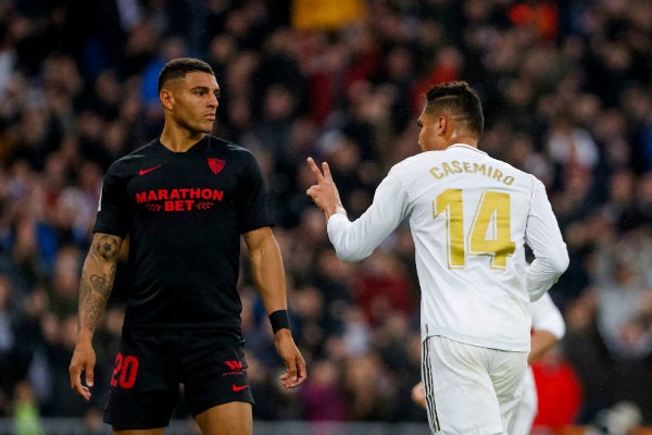 Casemiro celebrando su anotación con Real Madrid ante Sevilla