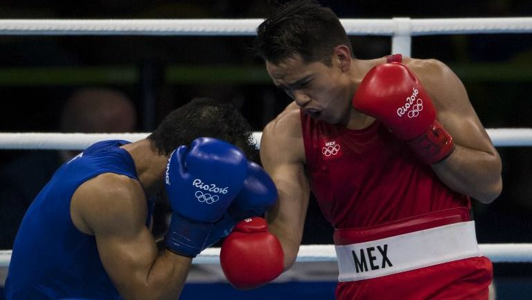  Misael Rodríguez durante el combate frente a Hosam Abdin