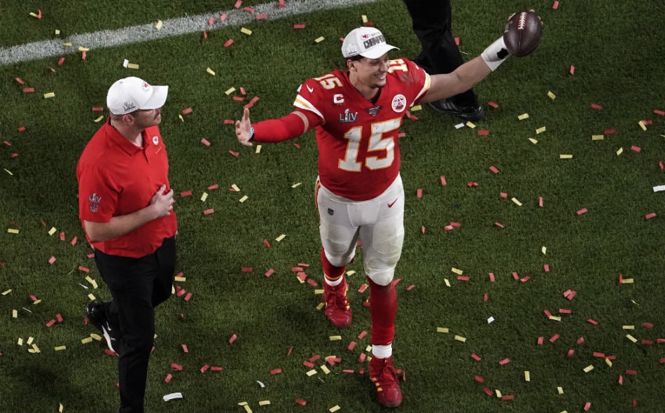 Patrck Mahomes durante el Super Bowl LIV