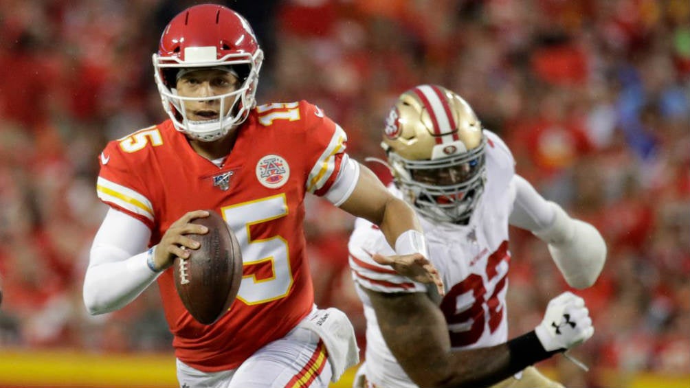 Mahomes escapa en el Super Bowl 