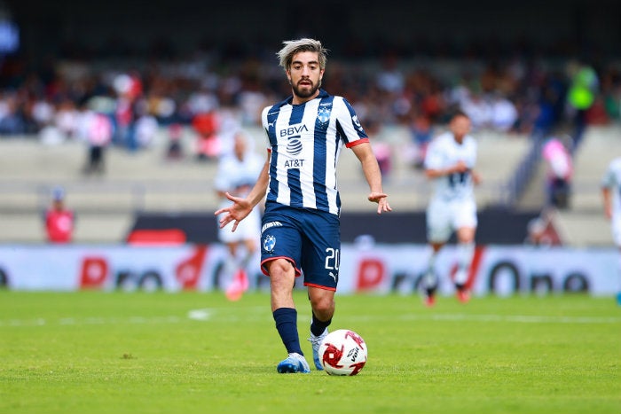 Pizarro, en un partido de Rayados