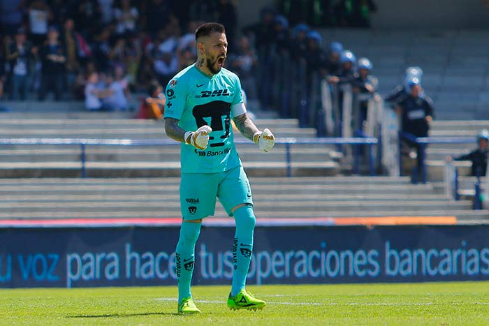 Saldívar, en festejo con Pumas