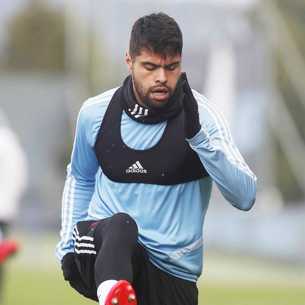 Néstor Araujo durante un entrenamiento con Celta de Vigo