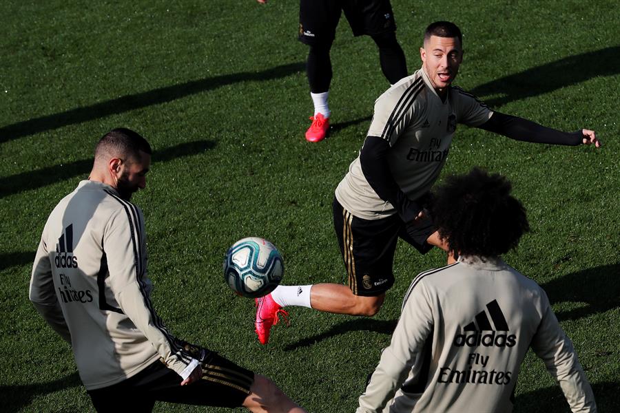 Eden Hazard en un entrenamiento con el Real Madrid