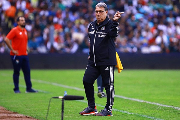 El Tata Martino en un partido con Selección Mexicana 