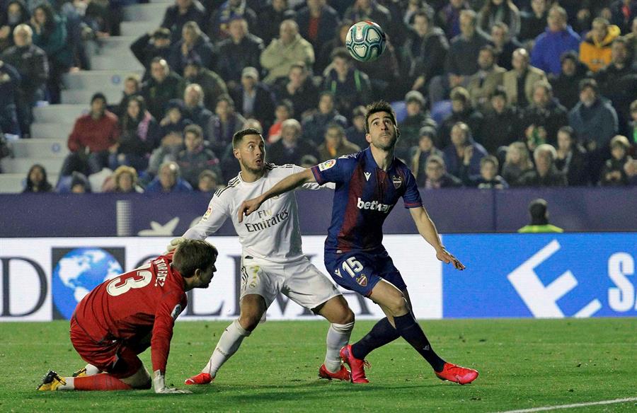 El jugador belga, en el partido entre Levante y Real Madrid