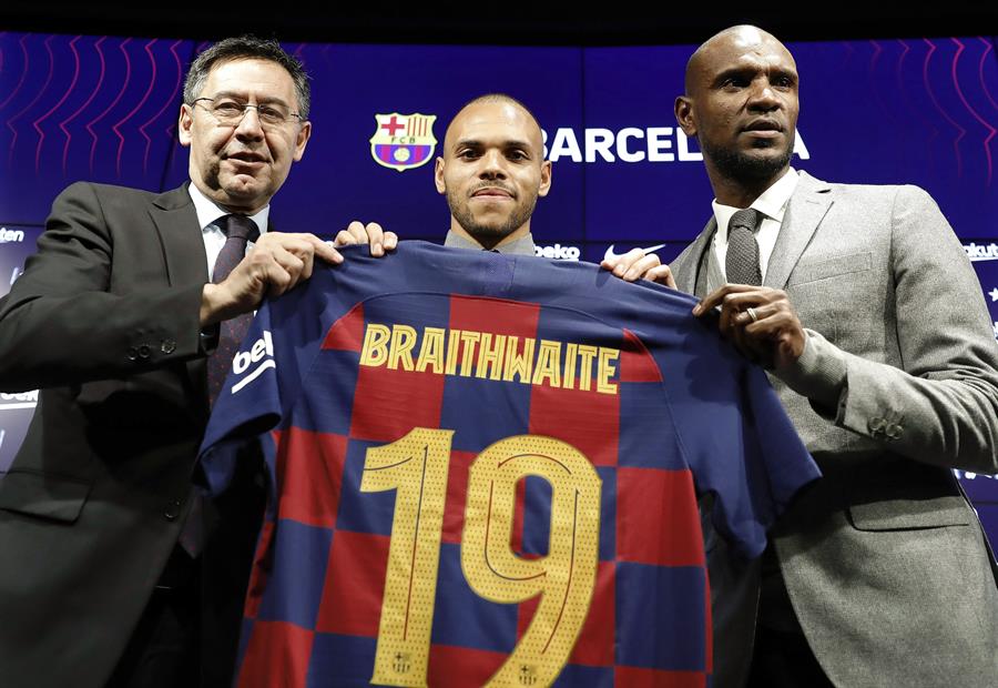 Braithwaite es presentado como jugador del Barcelona